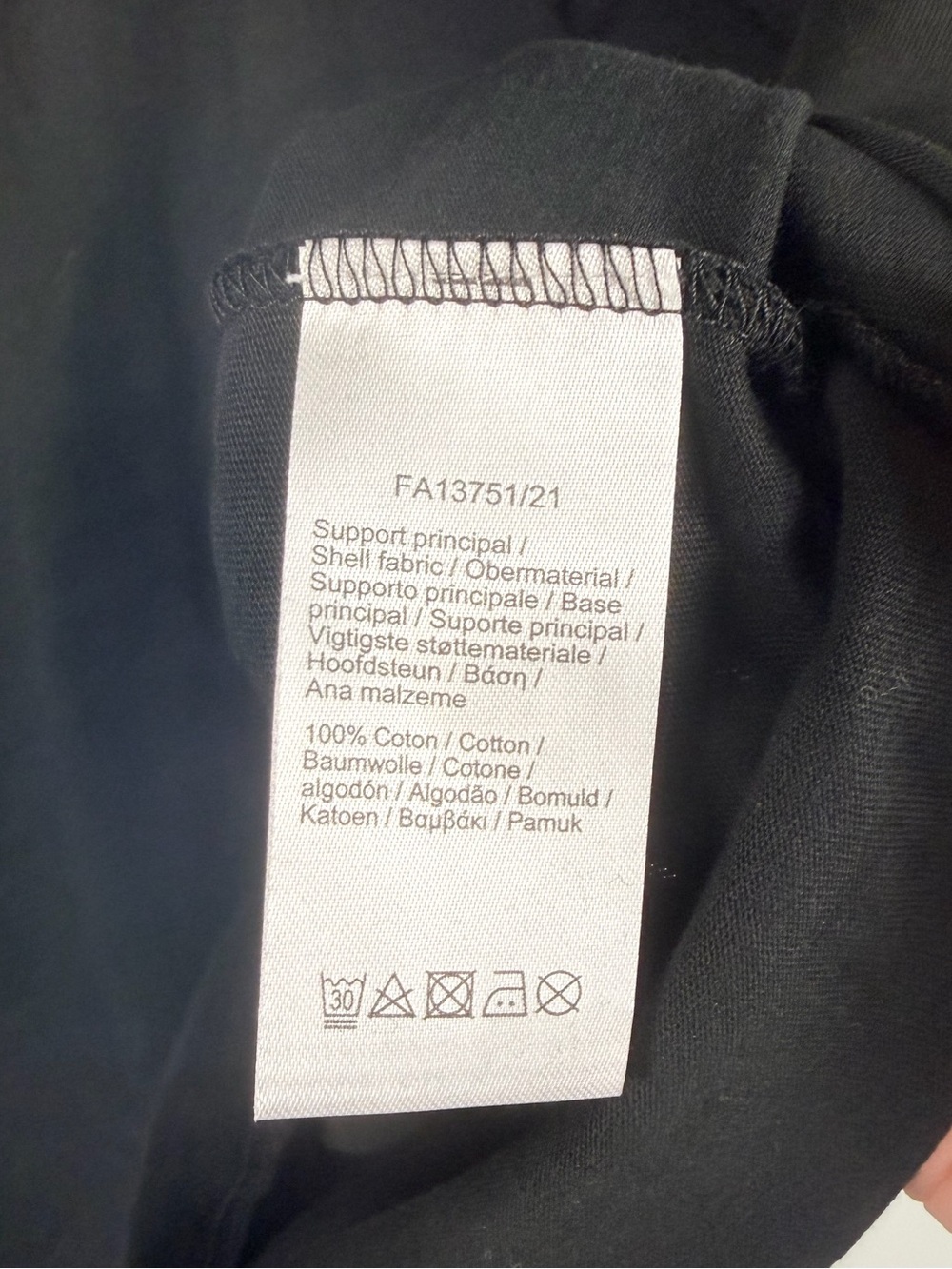 Lacoste black v-neck 100% cotton tshirt new size 4 - Picture 4 of 5